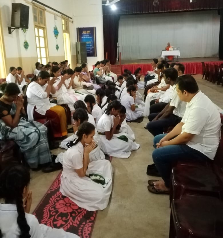 10 ශ්‍රේණිය දරුවන් වෙනුවෙන් සිදු කරන ලද මාපිය වන්දනා වැඩසටහන